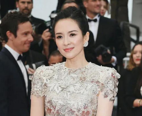 钟楚曦与章子怡的酱园弄站票情缘